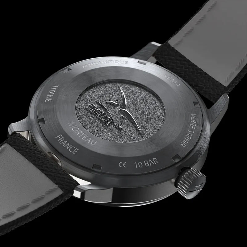 watches/yema-AAE_FLYGRAPH_BLACK_BACKCASE_06_1200.webp