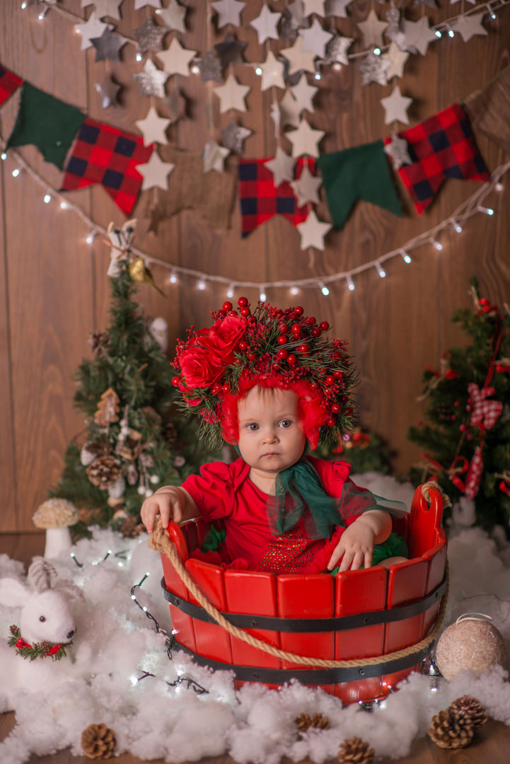 Joyful cake smash celebration