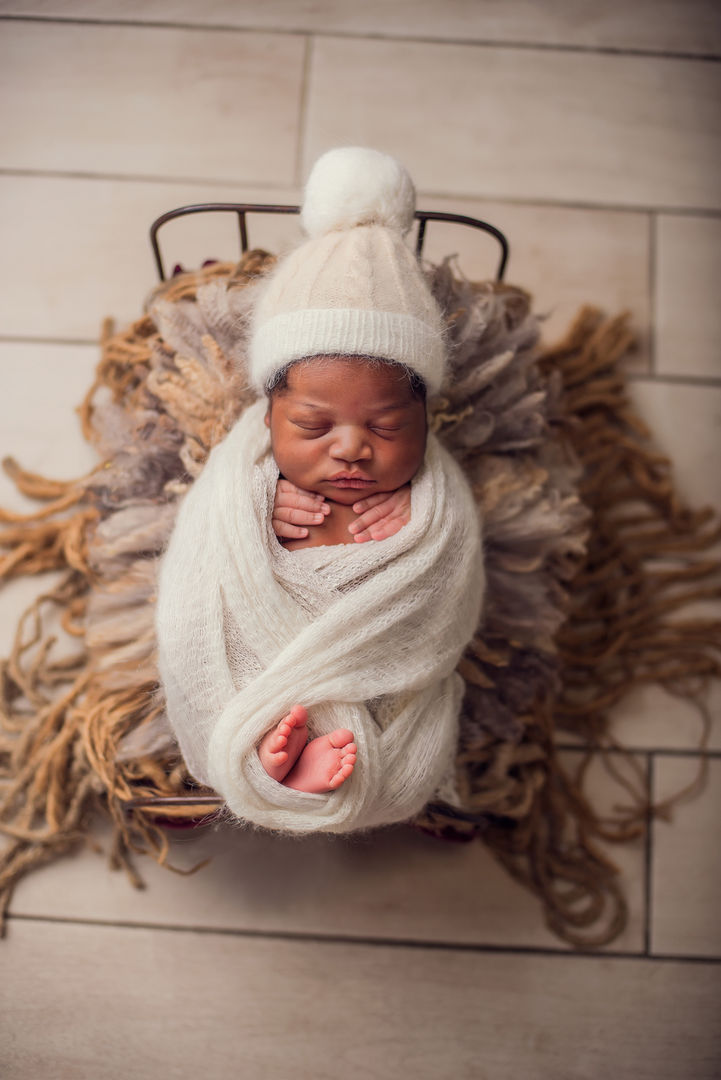 Posed newborn baby - classic newborn photography