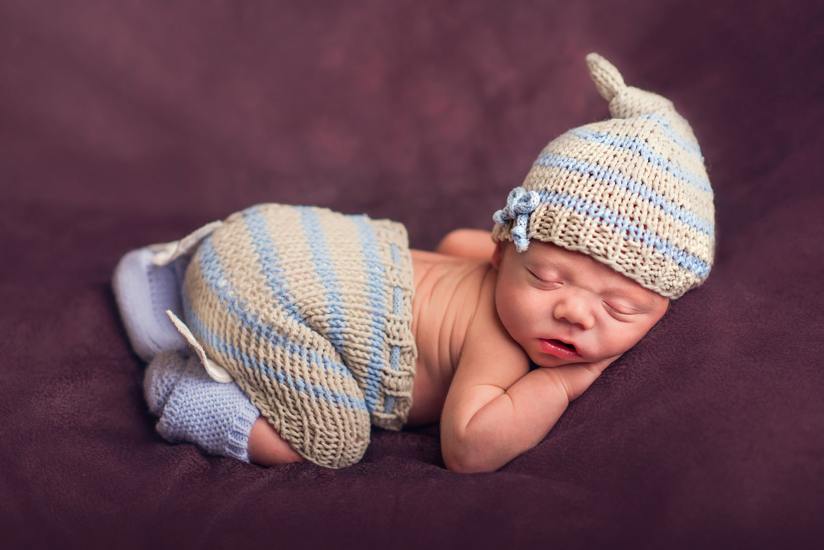 Classic newborn baby - styled photography Los Angeles