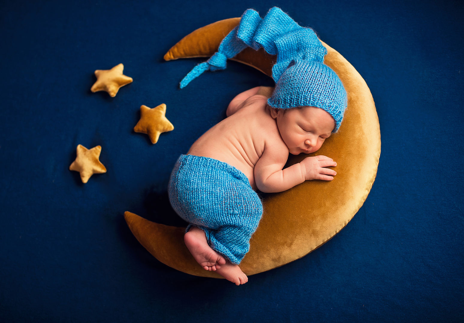 Peaceful newborn sleeping - fine art photography Los Angeles