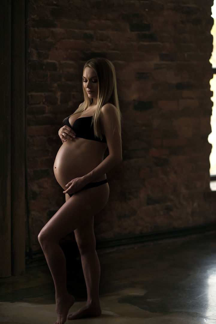 Beautiful maternity portrait with classic elegance