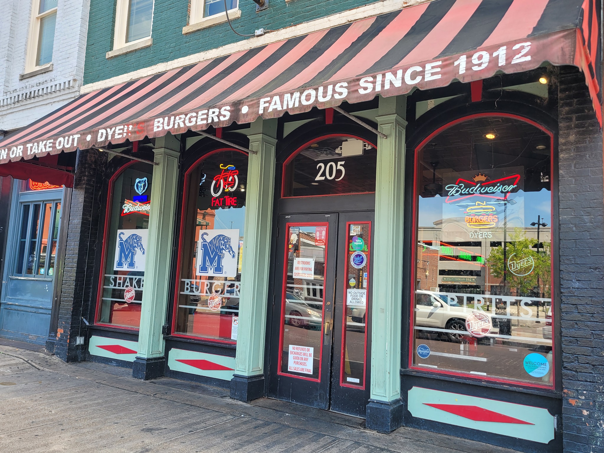 Dyer's Burgers