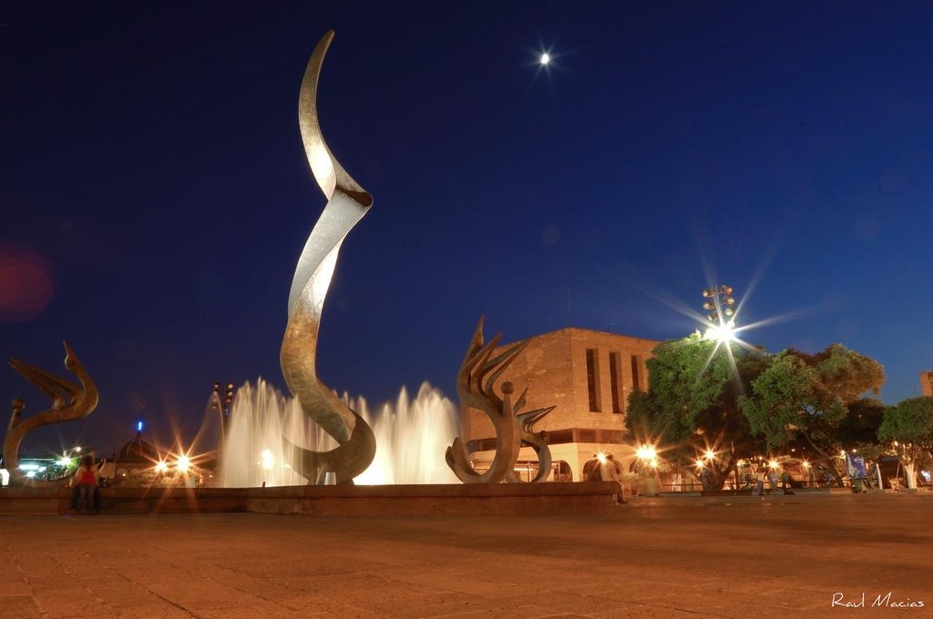 Plaza Tapatia