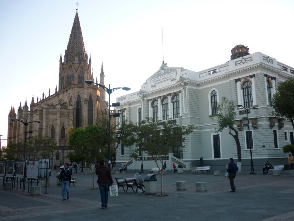 Rambla Cataluña (Andador Escorza)