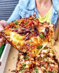 8Mileπ Detroit Style Pizza