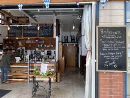 Fressen Artisan Bakery and Cafe
