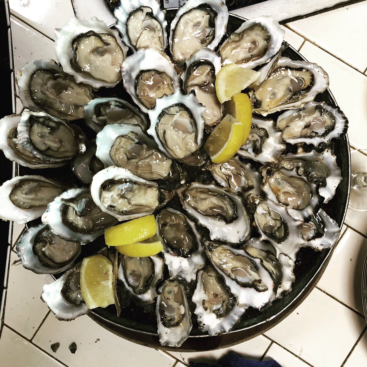 EaT: An Oyster Bar