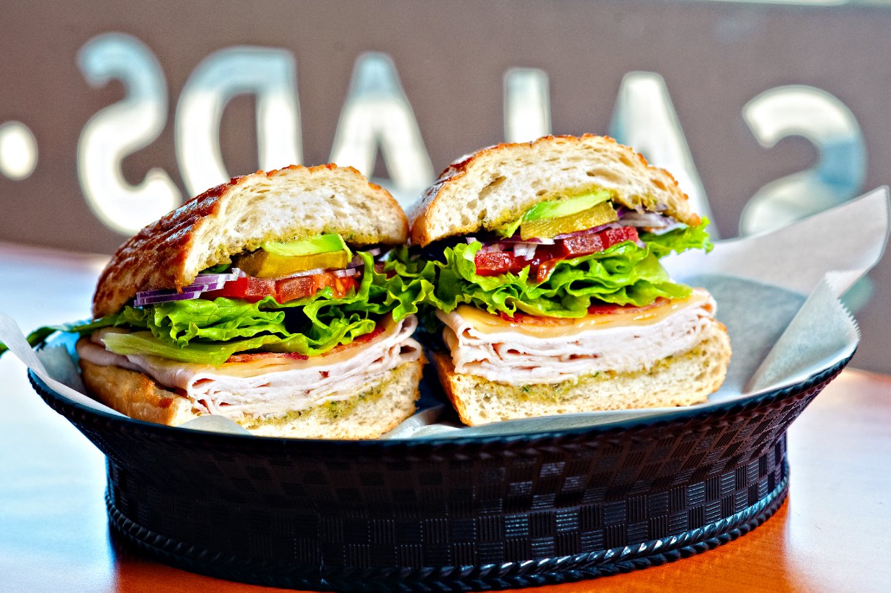 Lou's Cafe