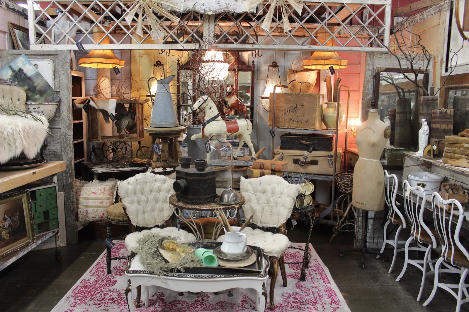 Monticello Antique Marketplace