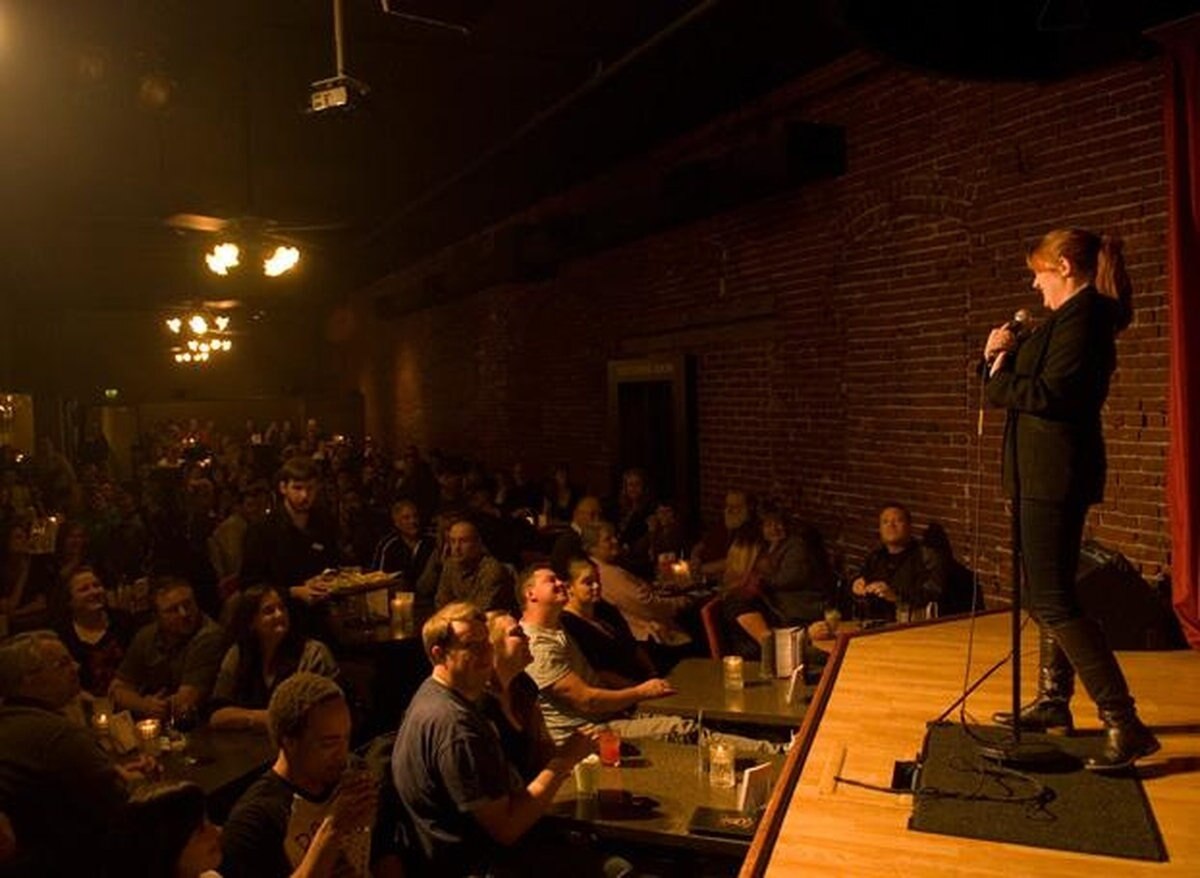 Harvey's Comedy Club