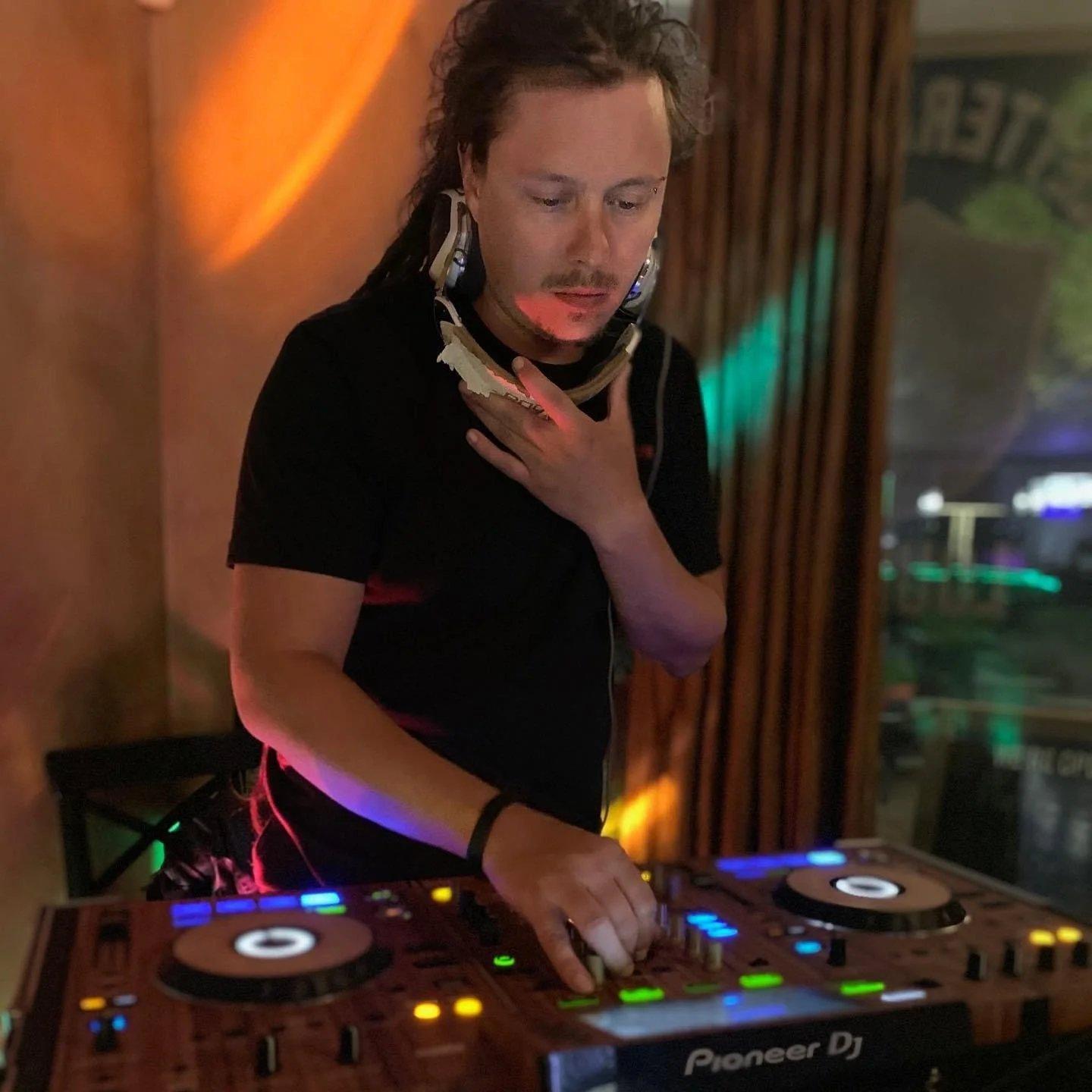 Sunday Brunch with DJ Kudos