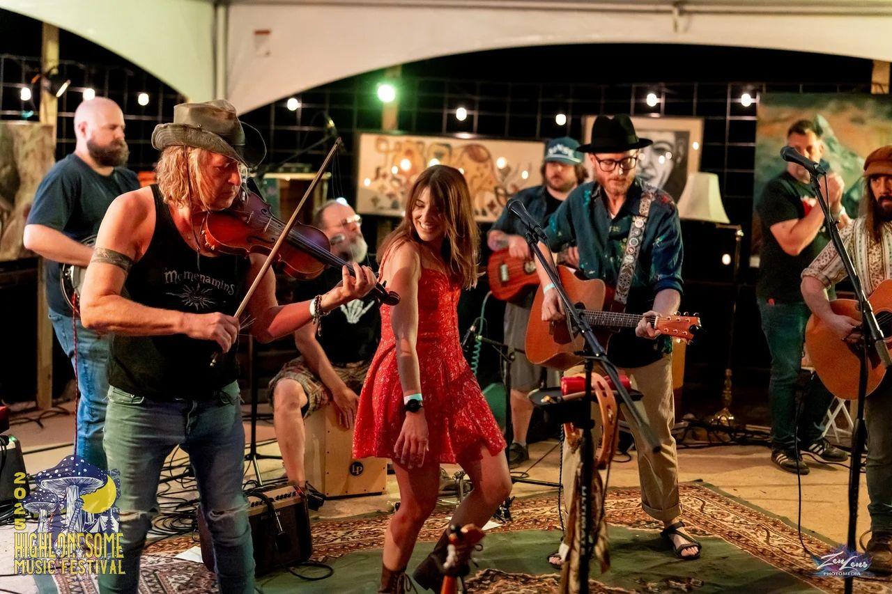 Live Music - featuring The Deadgummits