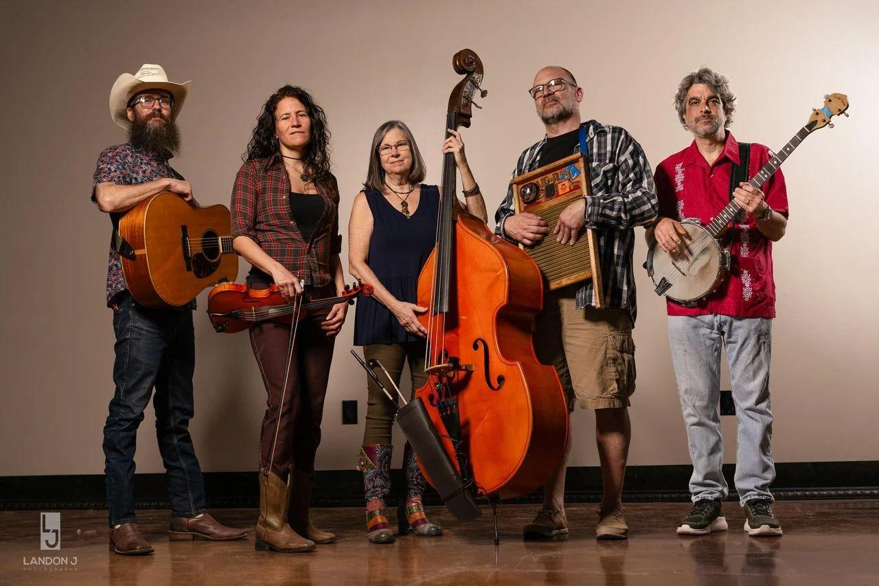 Live Music - featuring Klondike5