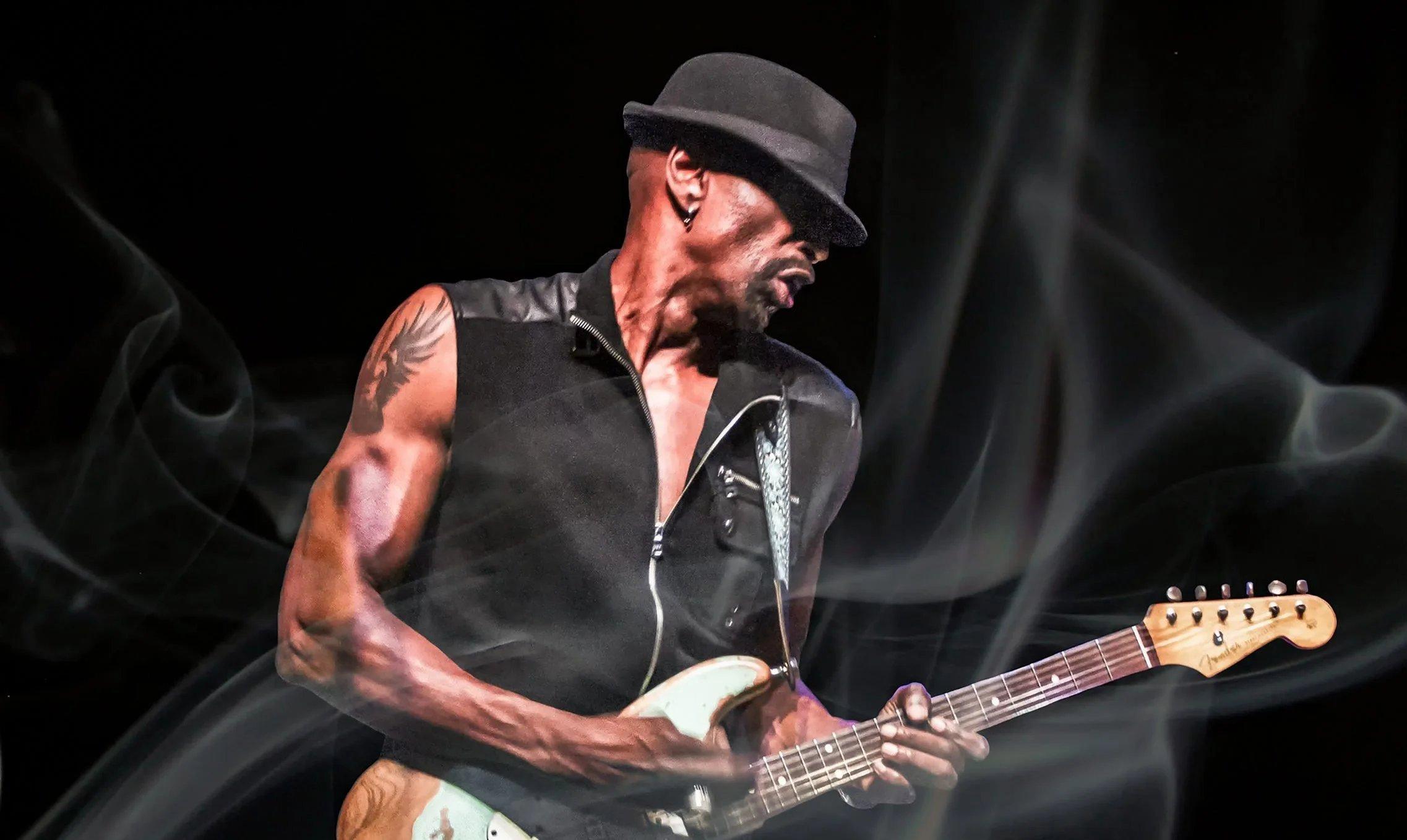 Dennis Jones