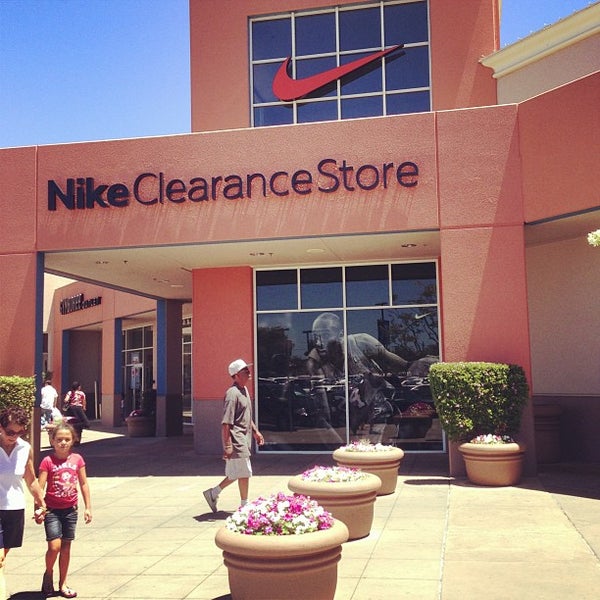 Nike outlet san leandro california hotsell