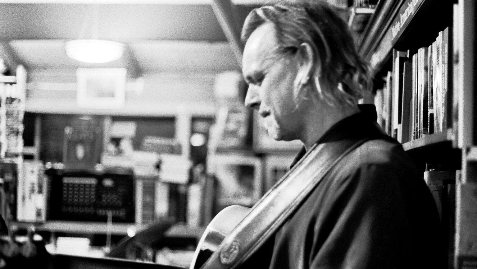 Scott Foster Trio w/ Johnston & Phillips