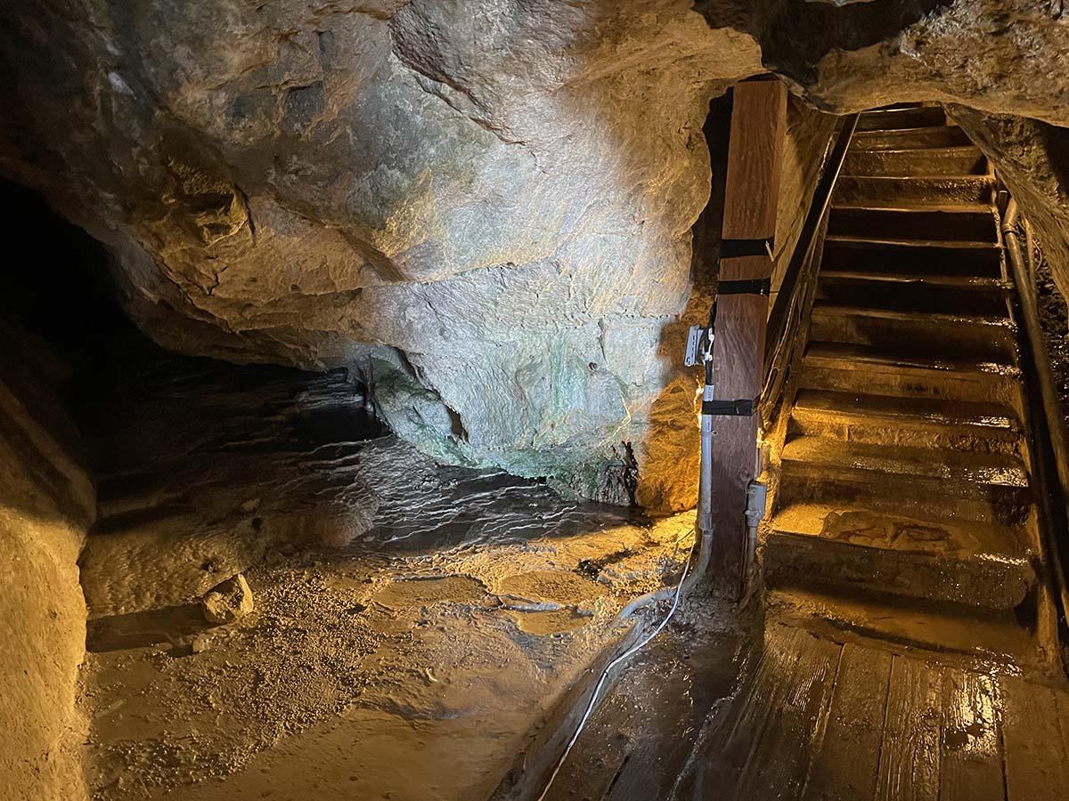 Sunny Jim’s Sea Cave