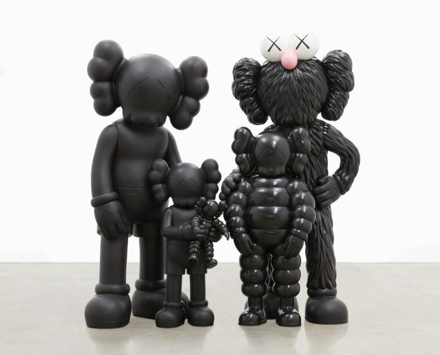 Member Previews — KAWS: FAMILY