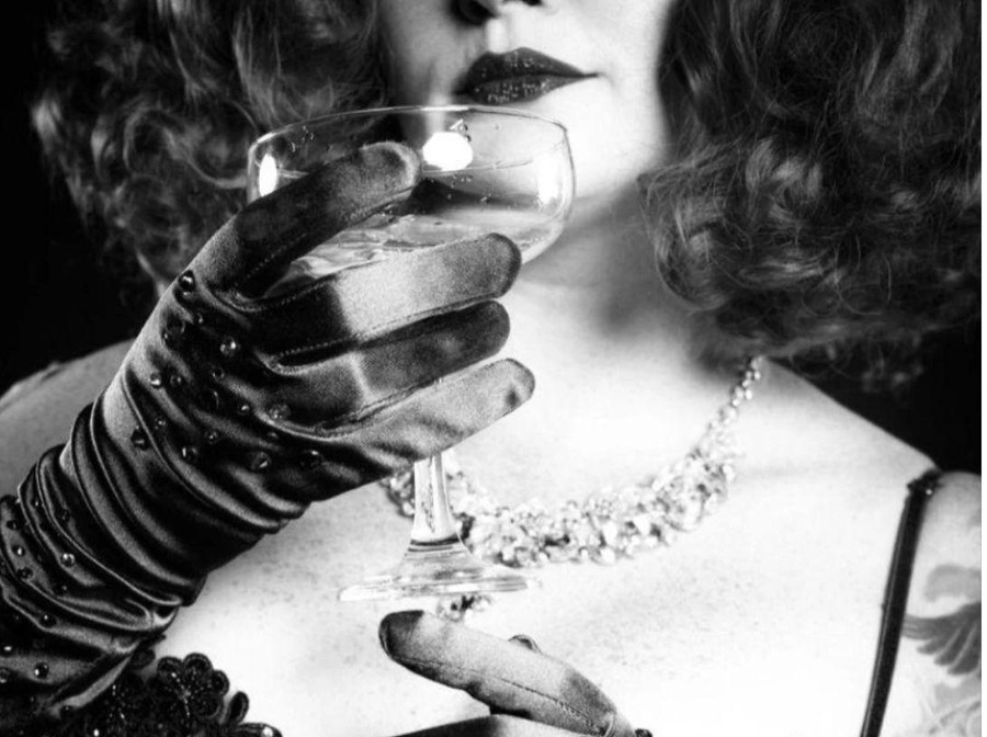 Shake, Stir, Shimmy – A Night of Burlesque