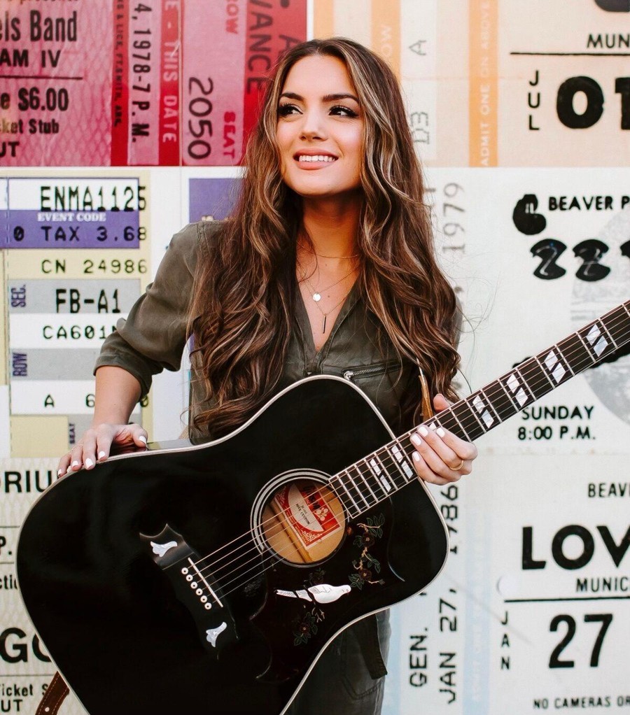 Lauren Mascitti Halloween Show $25