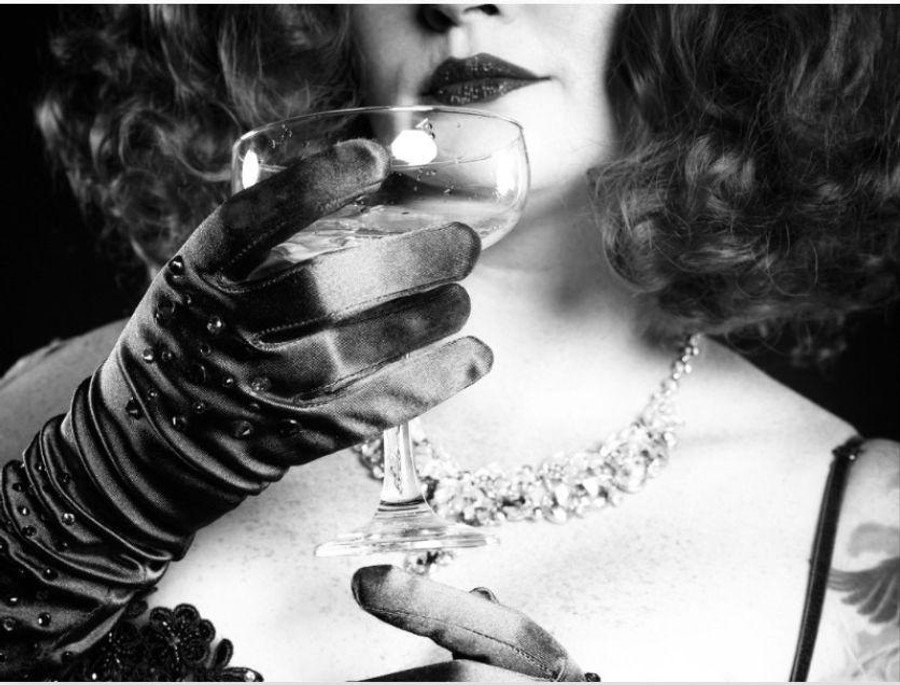 Shake, Stir, Shimmy – A Night of Burlesque