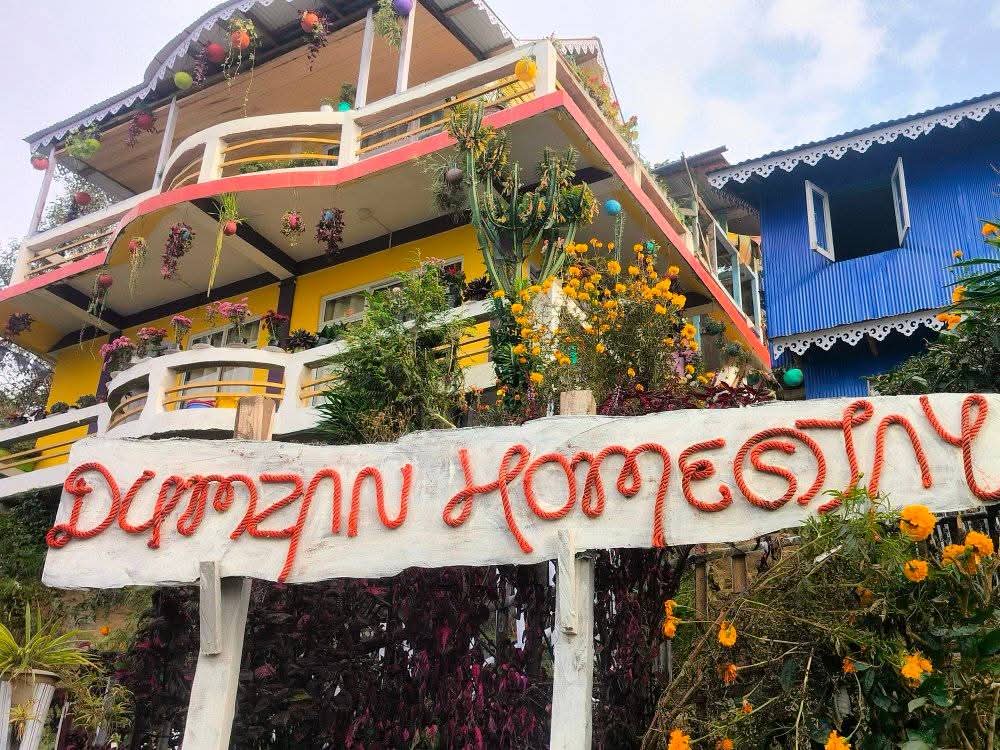 "Dumzan Homestay" - homestay in Dawaipani