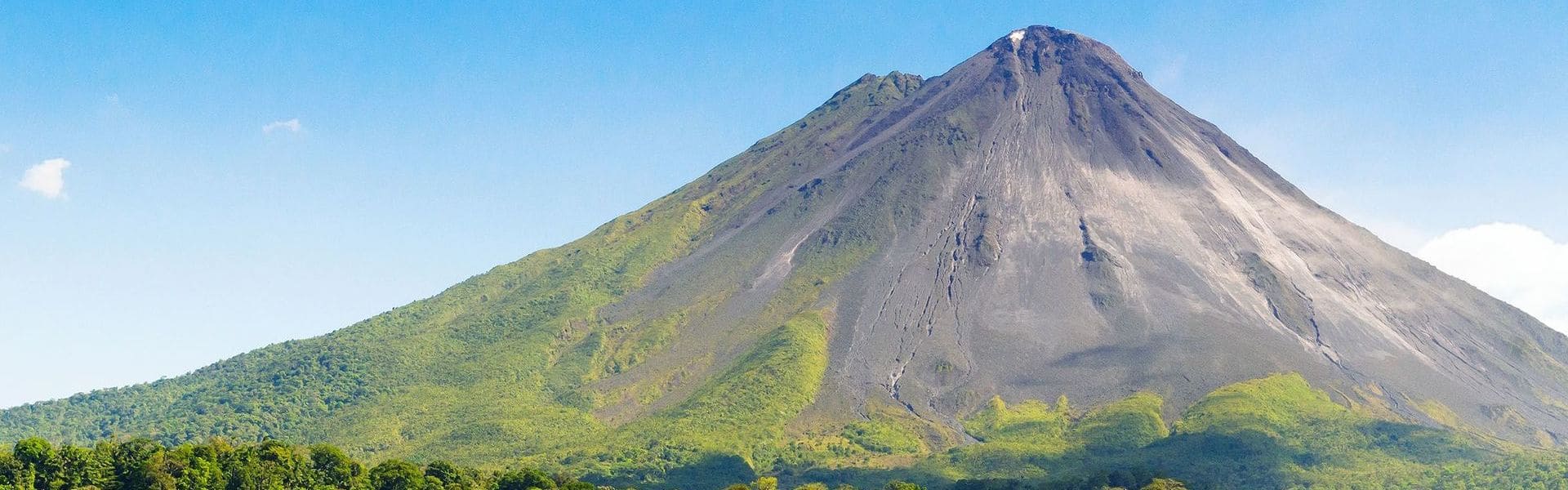 Excursión al Volcán Arenal y aguas termales Tabacón