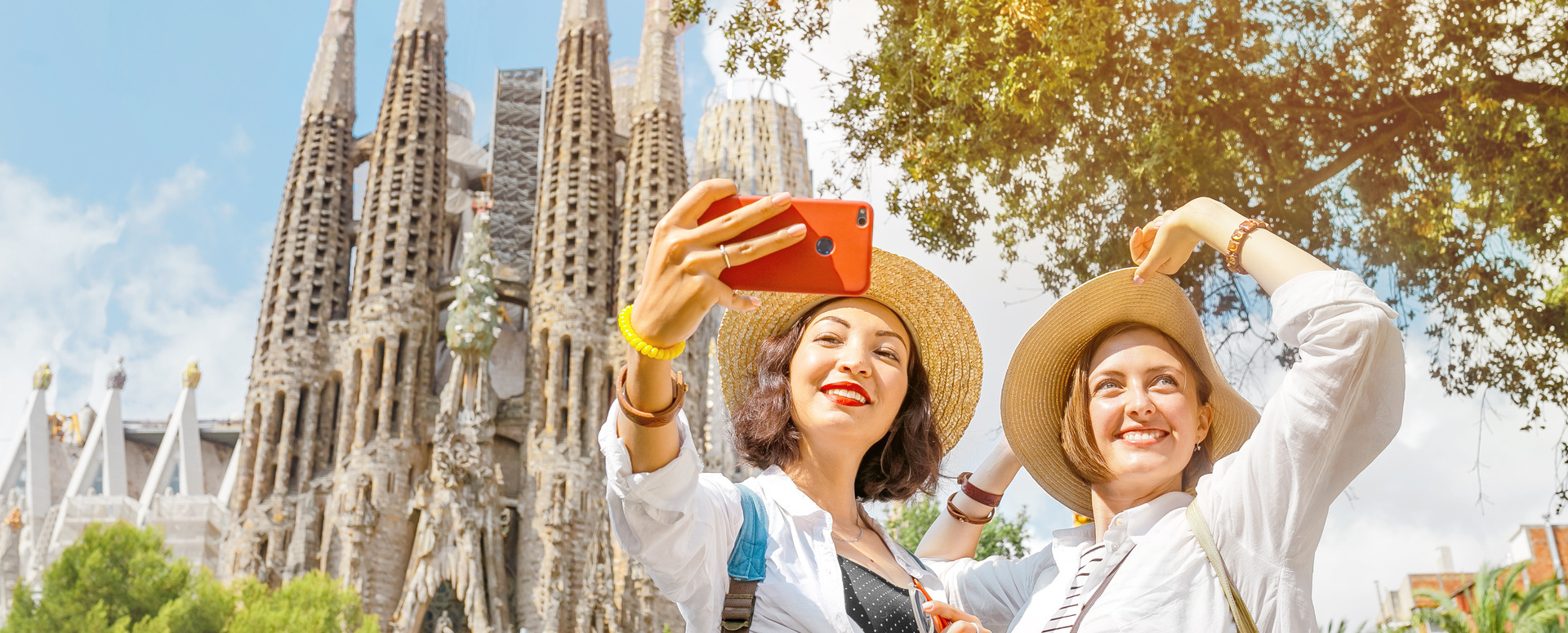 Tour por el Monasterio de Montserrat y la Sagrada Familia 