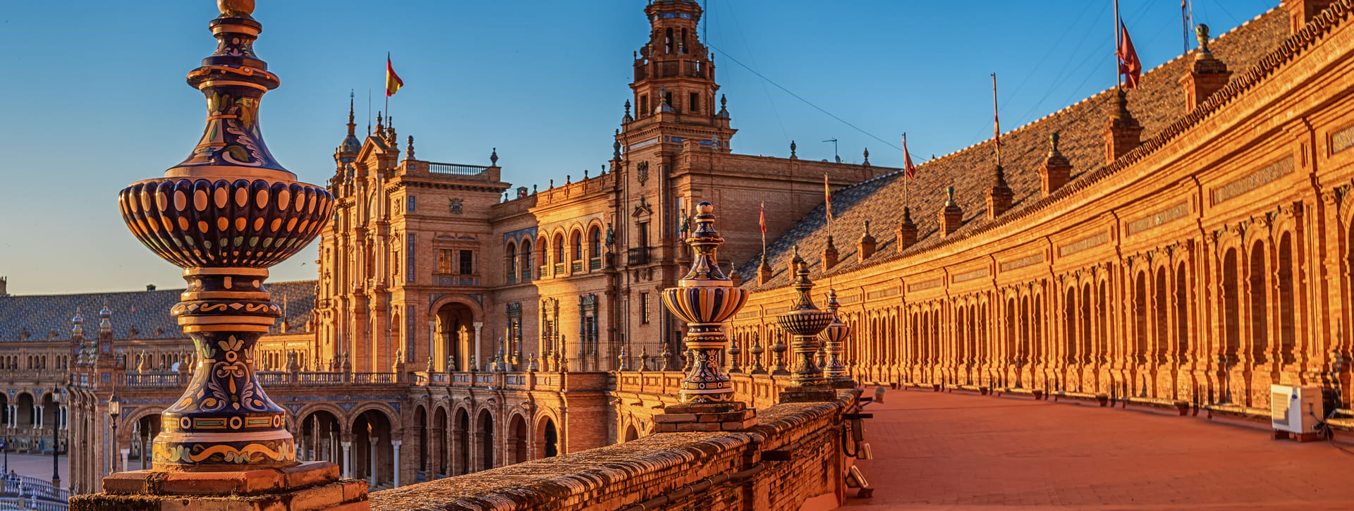 Tour Sevilla encantada: descubre sus misterios y leyendas