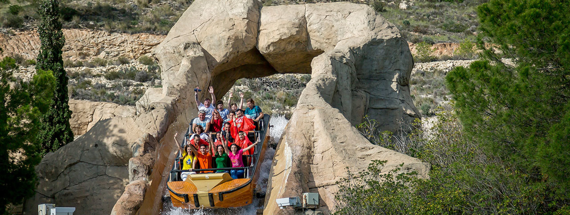 3 días de diversión en el Parque Terra Mítica, Aqualandia y Mundomar 