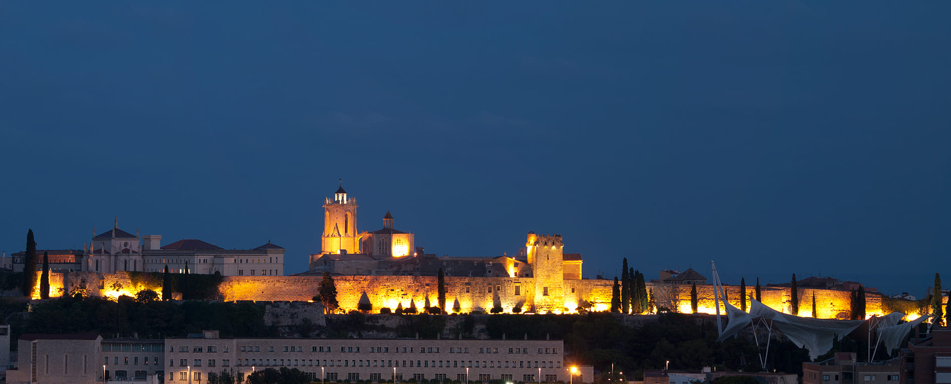 Tour nocturno de leyenda en Tarragona