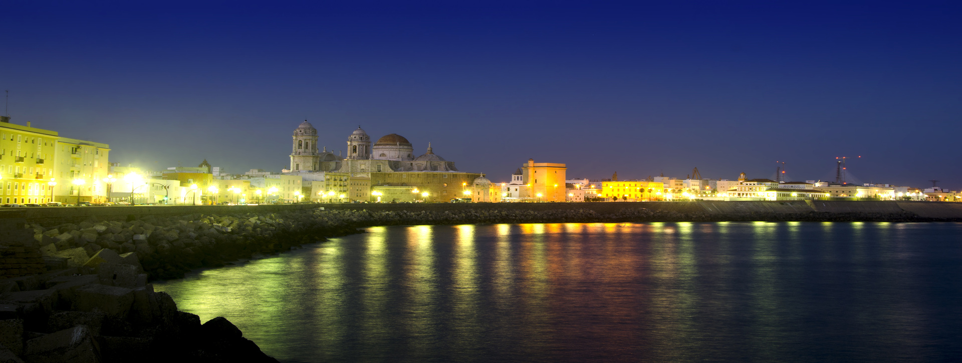 Free tour Misterios y Leyendas de Cádiz