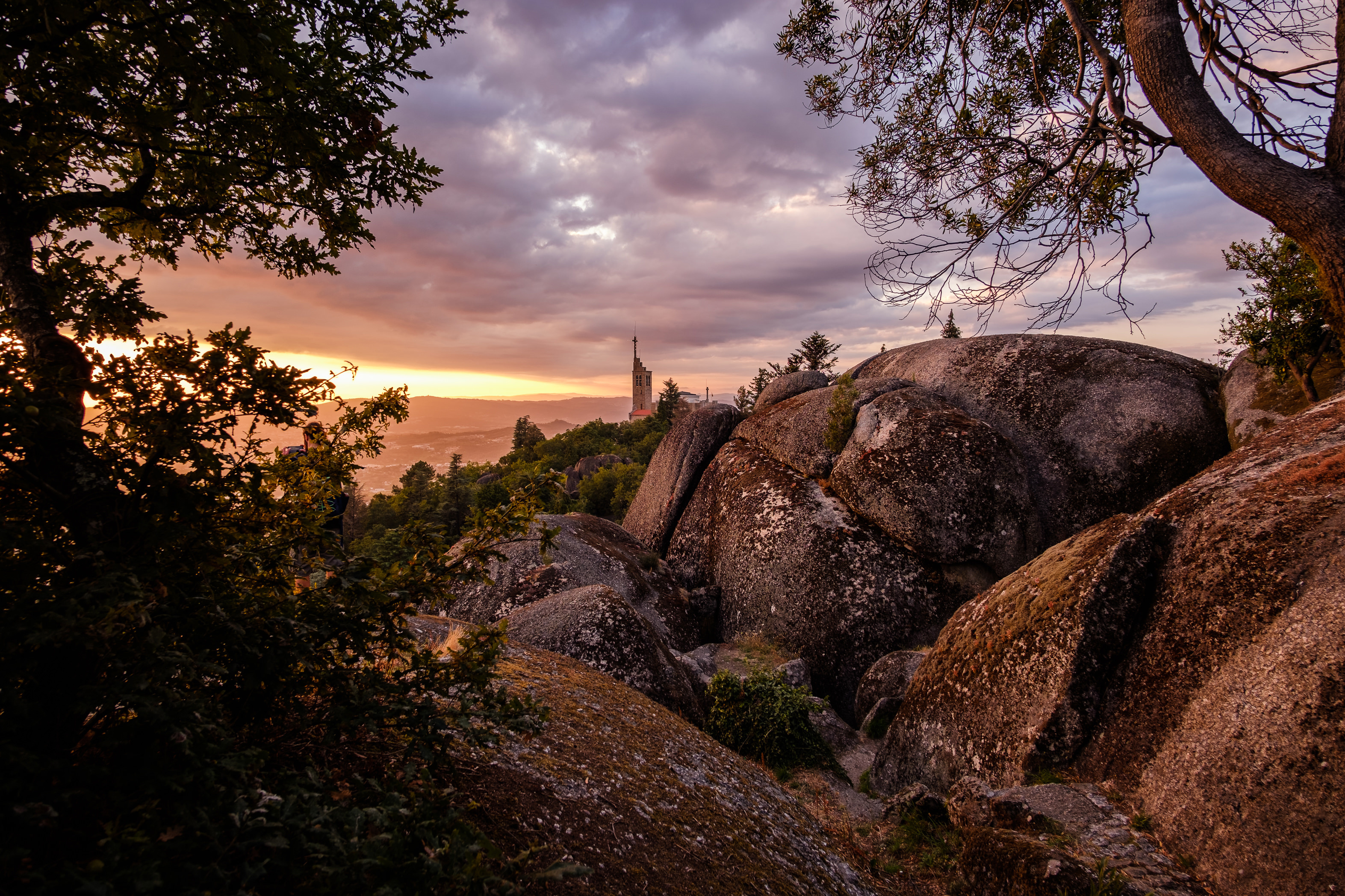 Excursión por la montaña da Penha