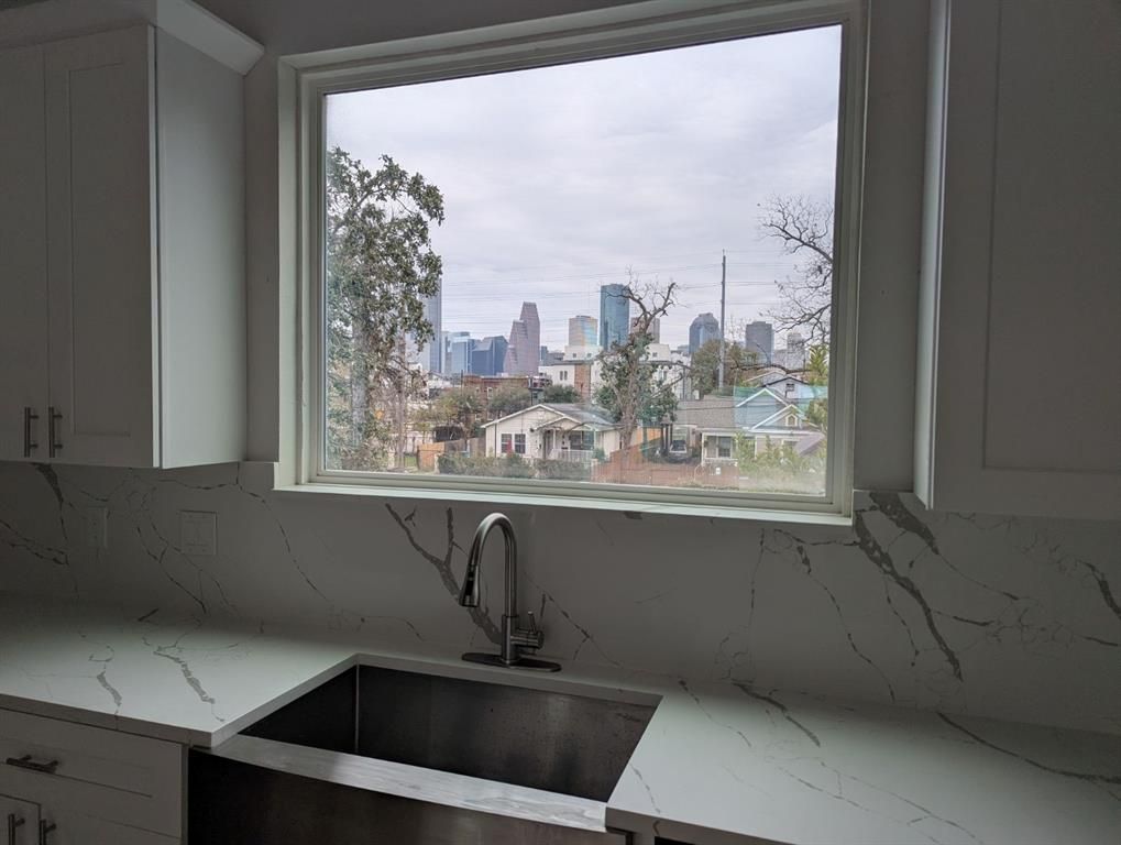 1509 Alamo Street