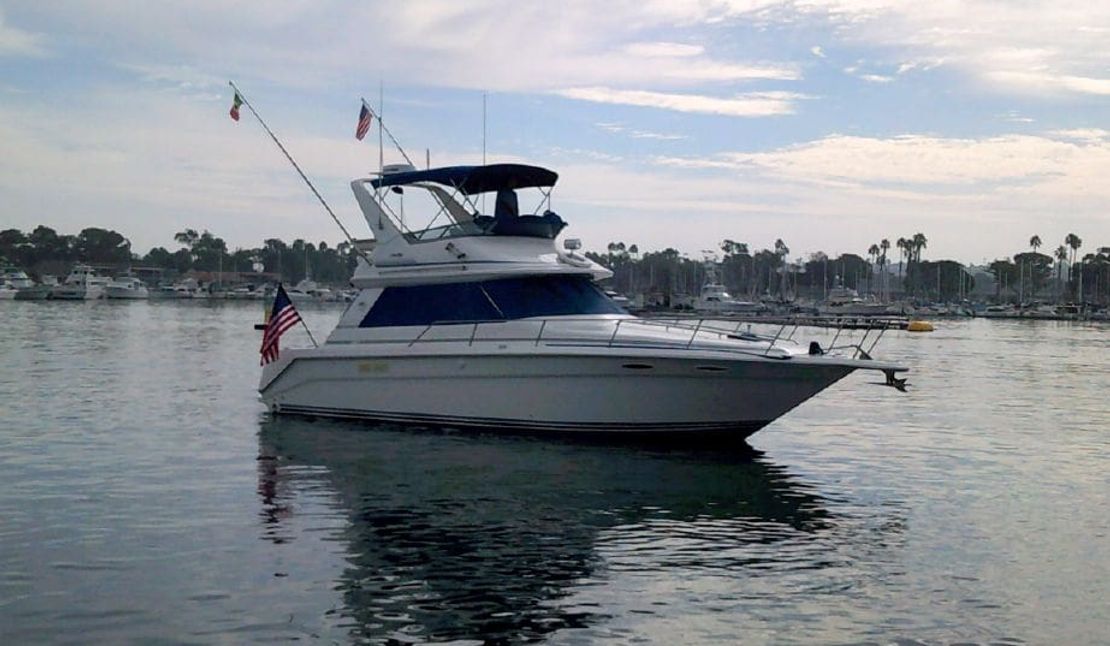37′ 1991 Sea Ray 370 Sedan Bridge “Knotty One”