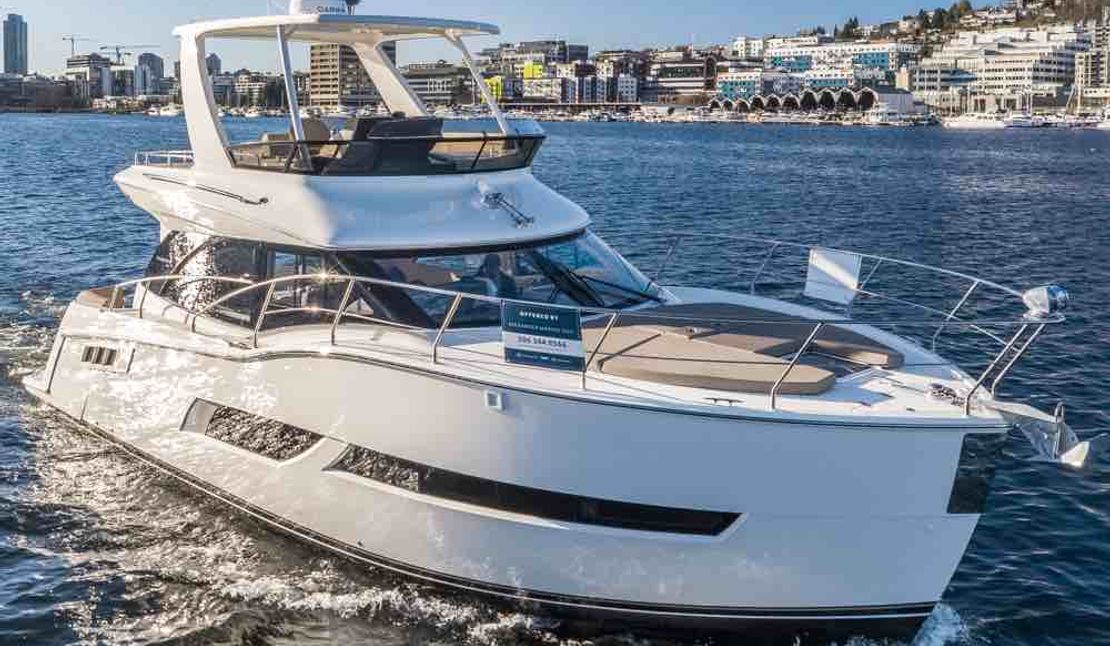 40′ 2019 Carver C40