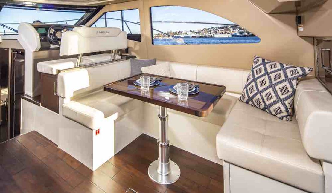 40′ 2019 Carver C40