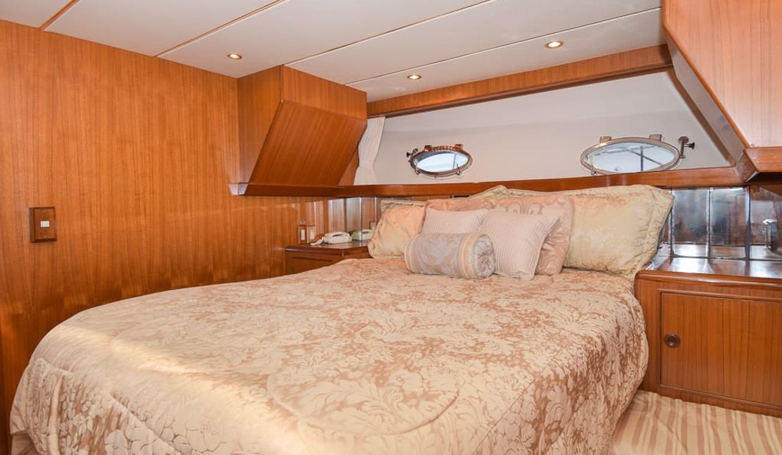 51′ 1999 Ocean Alexander 511 Classico ‘Wind n’ Sea’
