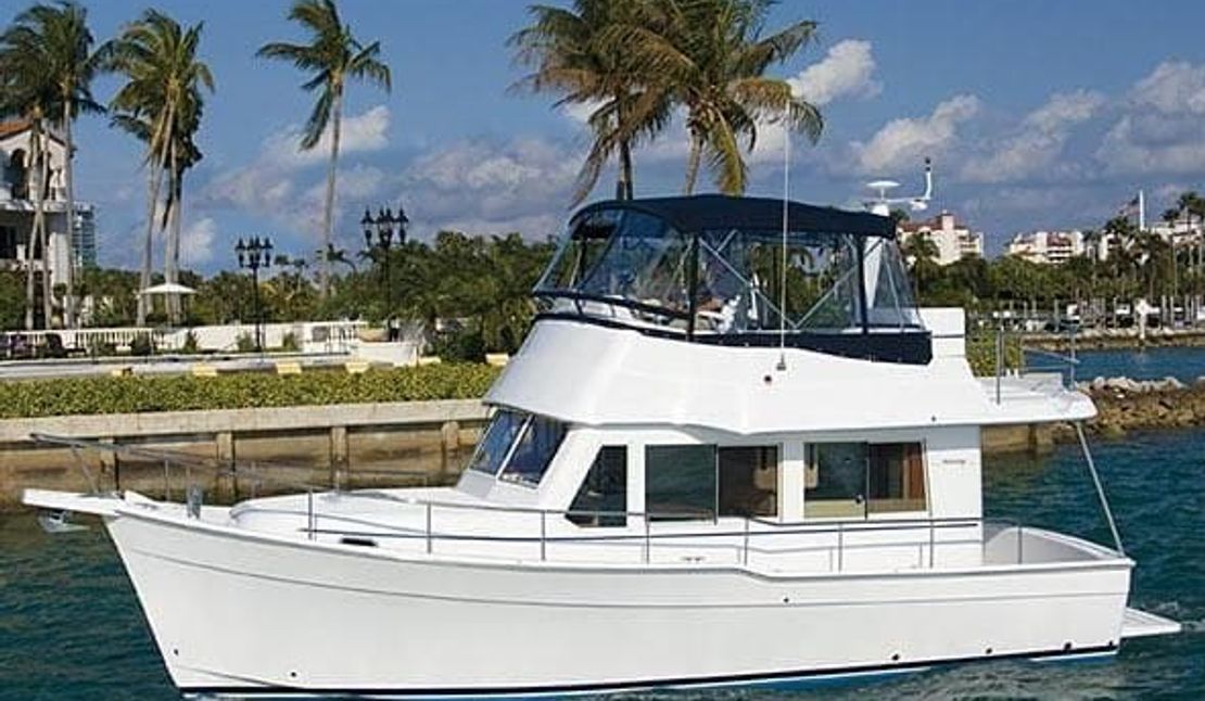39′ 2011 Mainship 395 Trawler ‘Blue Max III’