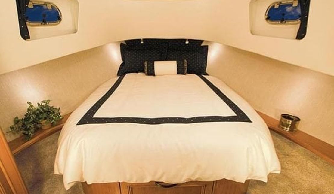 39′ 2011 Mainship 395 Trawler ‘Blue Max III’