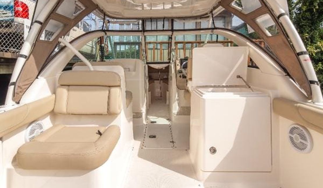 26′ 2015 Pursuit DC 265 Dual Console