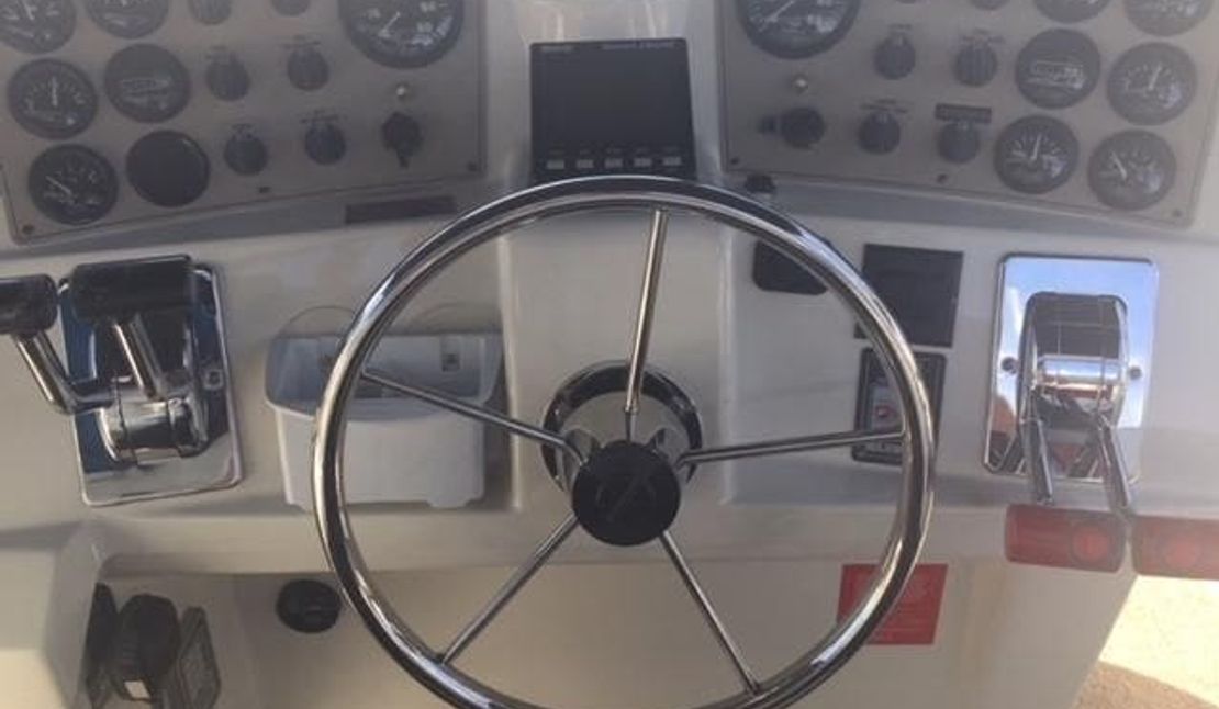 39′ 1999 Carver 356 Motor Yacht ‘Big Decision’