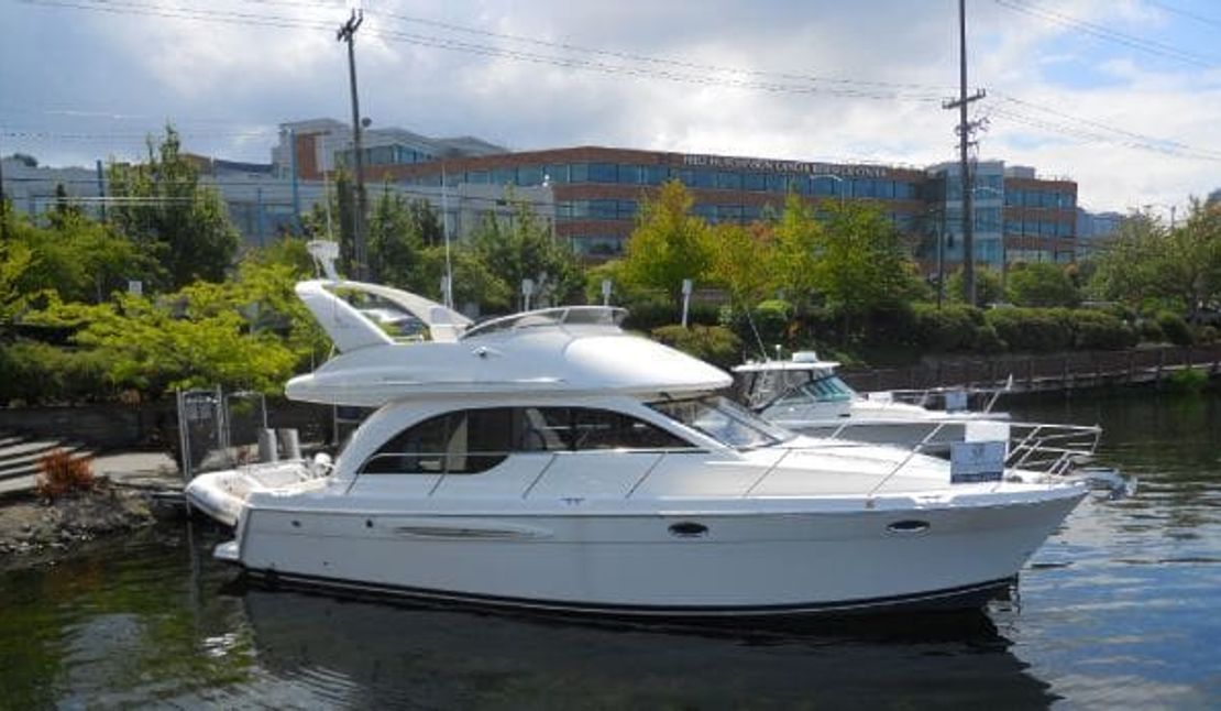 38′ Meridian Sedan ‘Truant’ 2003