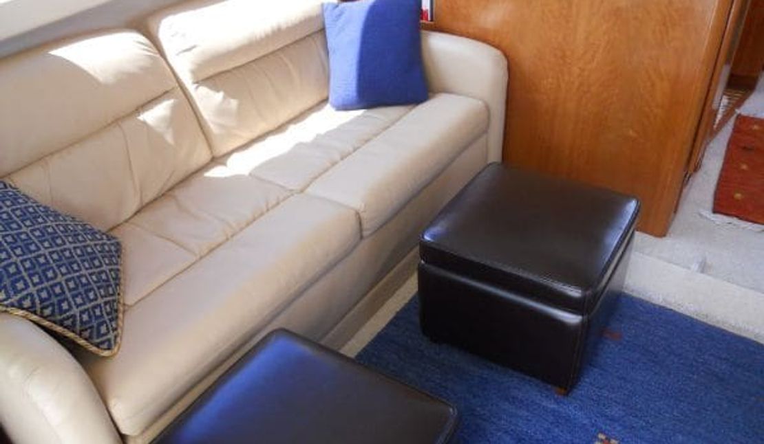 38′ Meridian Sedan ‘Truant’ 2003