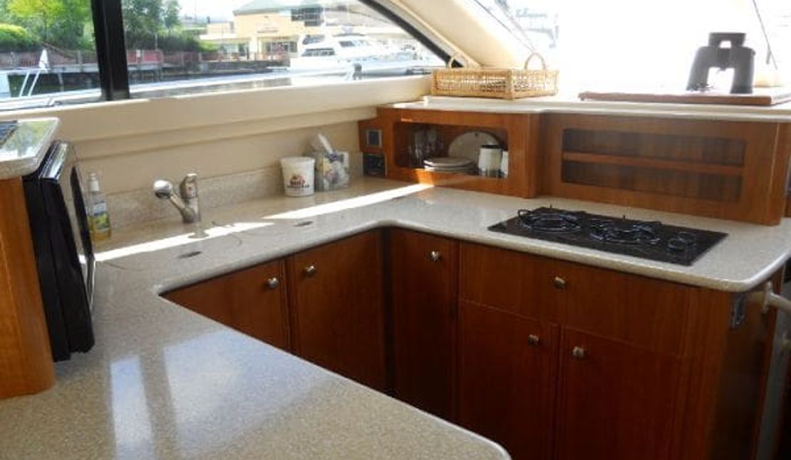 38′ Meridian Sedan ‘Truant’ 2003