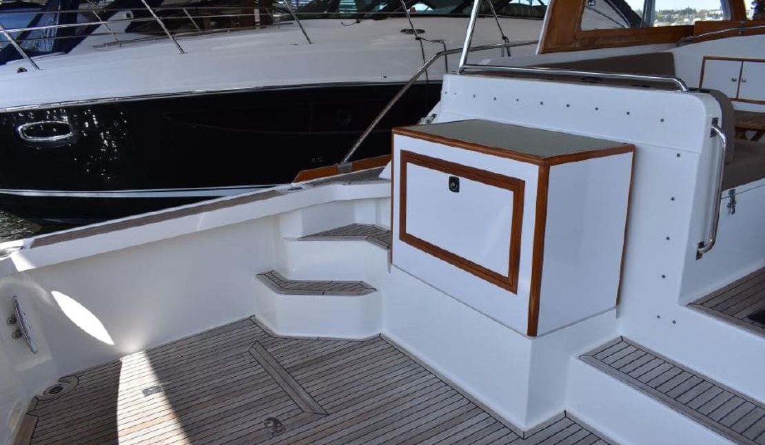 38′ Grand Banks Eastbay HX ‘Fish’