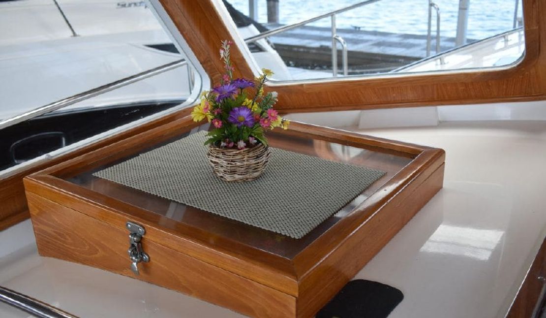 38′ Grand Banks Eastbay HX ‘Fish’