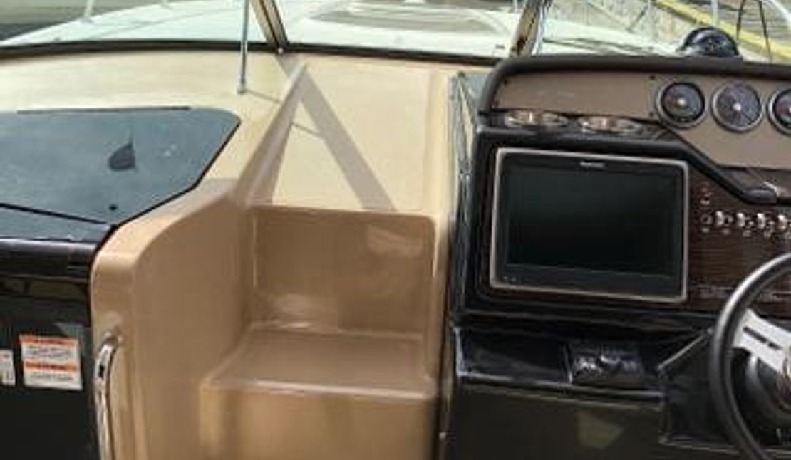 31′ 2017 Sea Ray 310 Sundancer