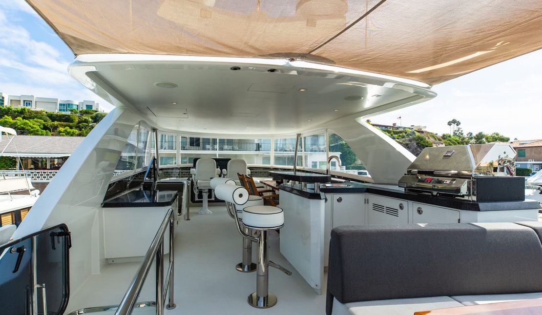 70′ 2017 Ocean Alexander ‘Worth The Wake’